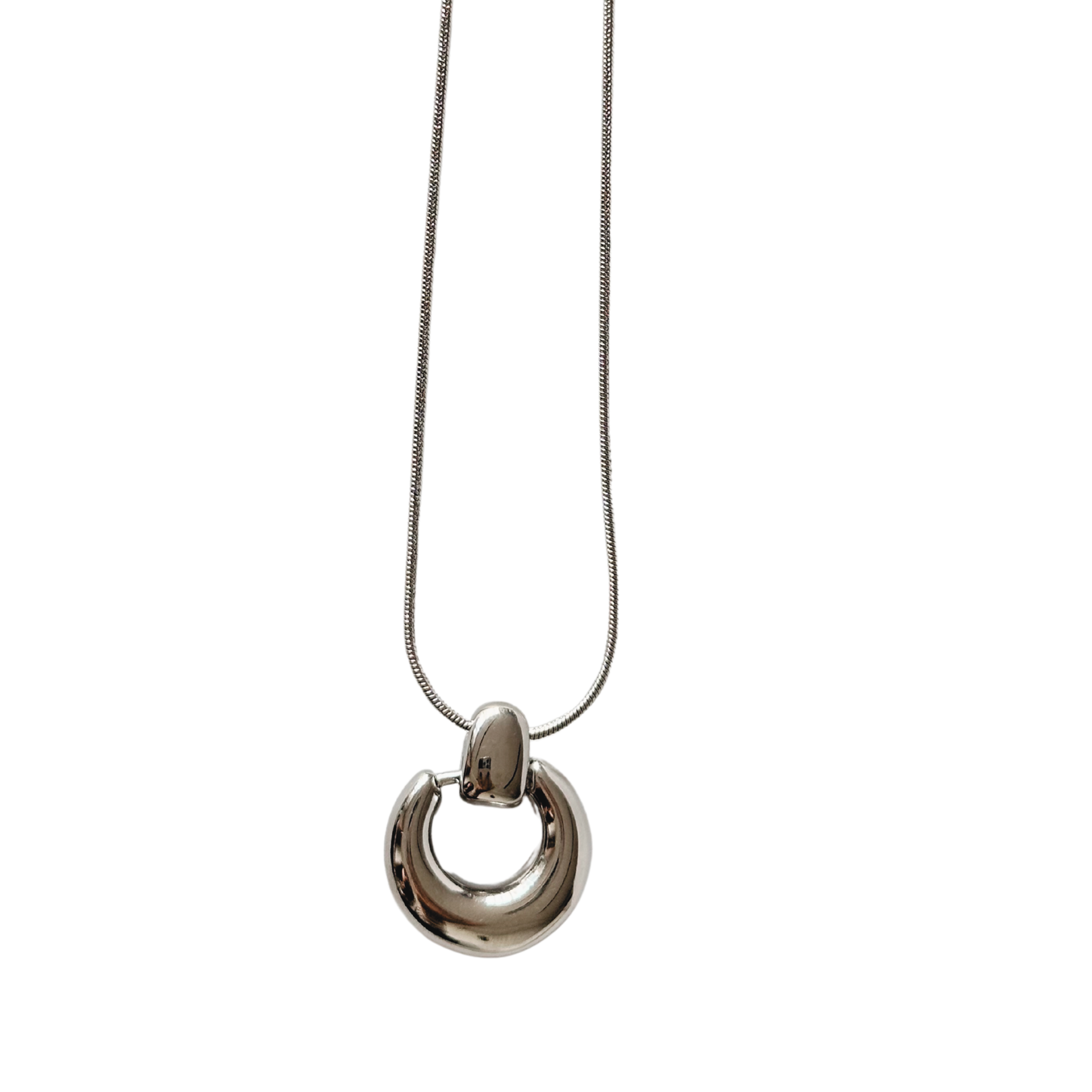 Collar Moon Plateada